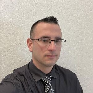 Meet your Posher, Aaron